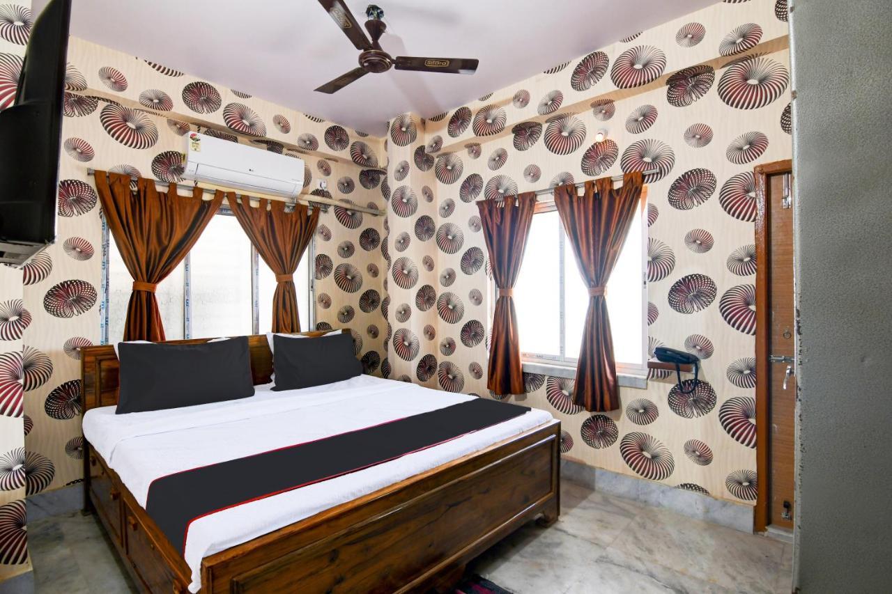 כלכותה Joy Maa Tara Hotel & Restaurant מראה חיצוני תמונה