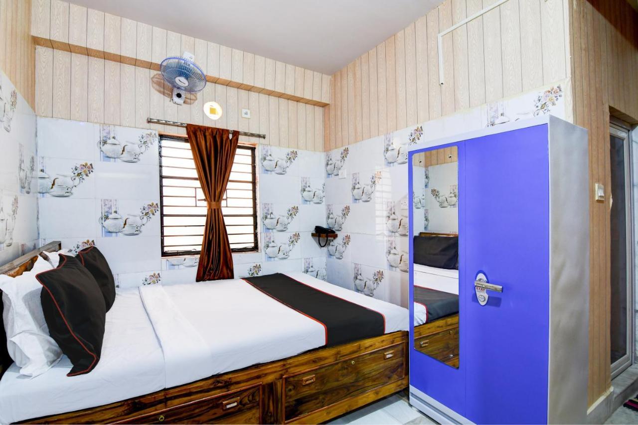 כלכותה Joy Maa Tara Hotel & Restaurant מראה חיצוני תמונה