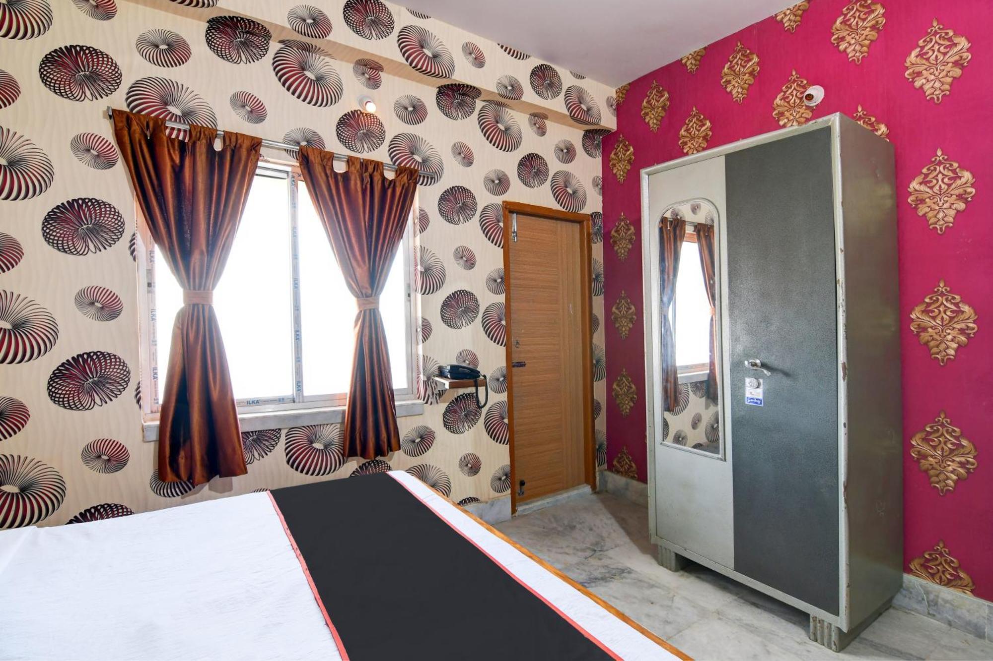 כלכותה Joy Maa Tara Hotel & Restaurant מראה חיצוני תמונה