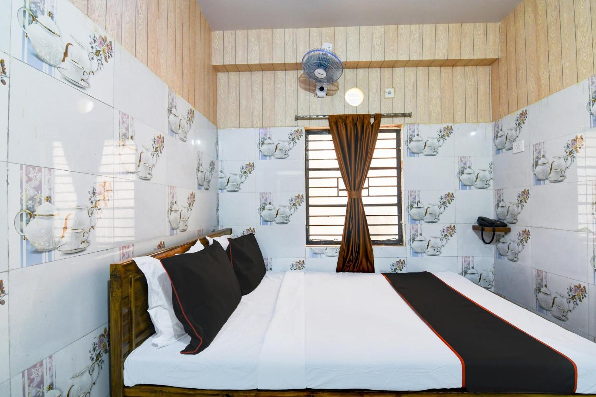 כלכותה Joy Maa Tara Hotel & Restaurant מראה חיצוני תמונה
